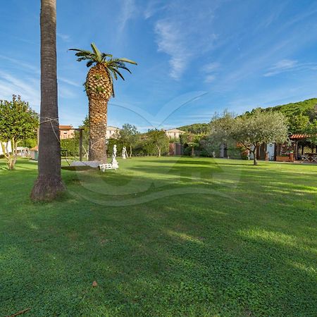 Appartamento L'Albero del Pepe nr 1 Marina di Campo Esterno foto